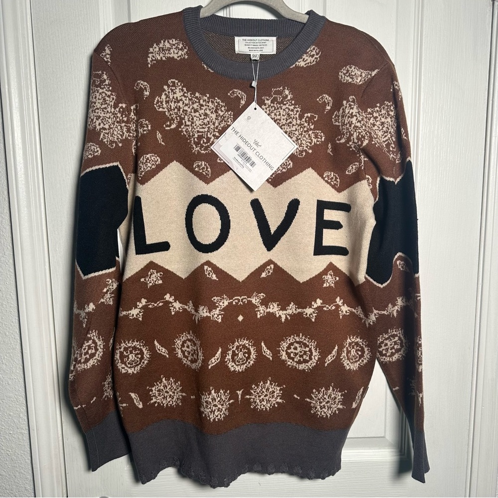 The Hideout Clothing Sweater NWT Size Medium